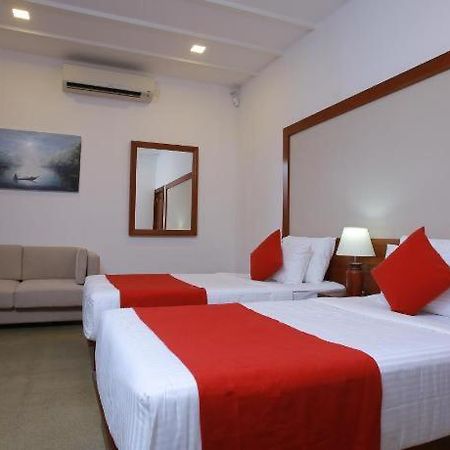 Tarshish Villa - Kolombo Bagian luar foto