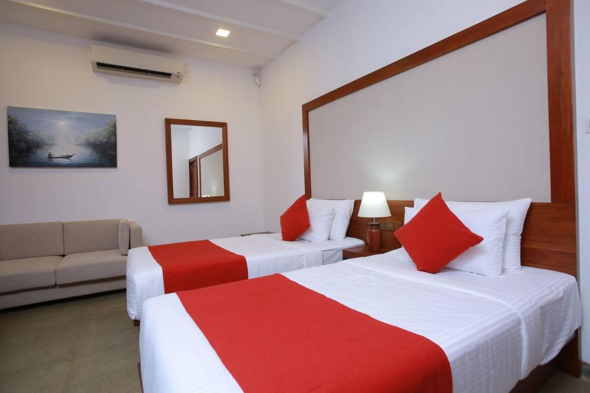 Tarshish Villa - Kolombo Bagian luar foto