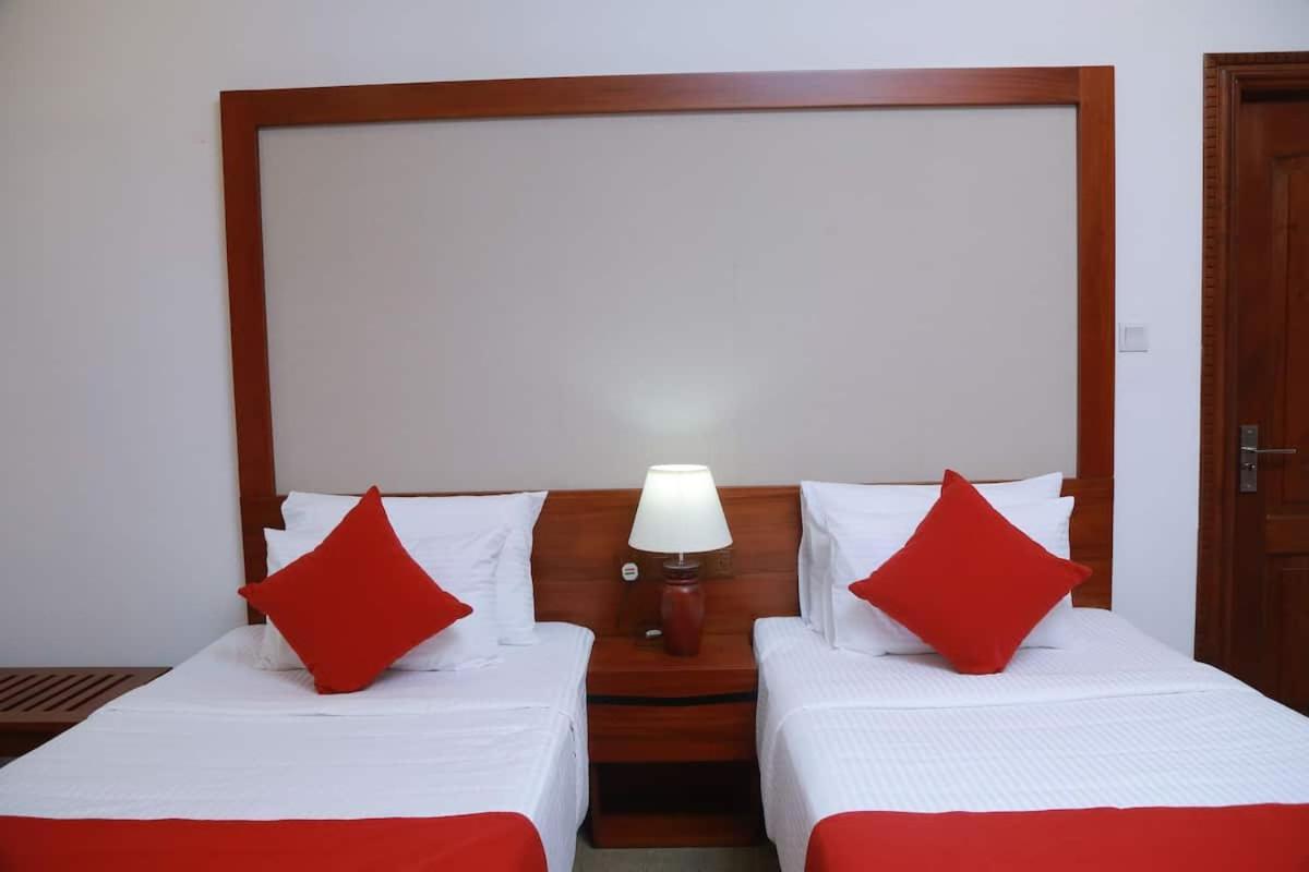 Tarshish Villa - Kolombo Bagian luar foto