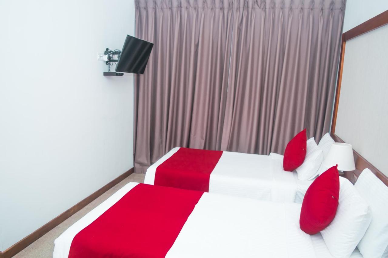 Tarshish Villa - Kolombo Bagian luar foto
